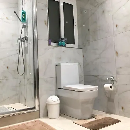 Ground-floor Maisonette With Yard דירה